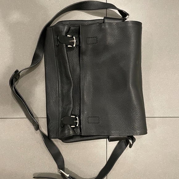 Bally messenger bag - Picture 1 of 3